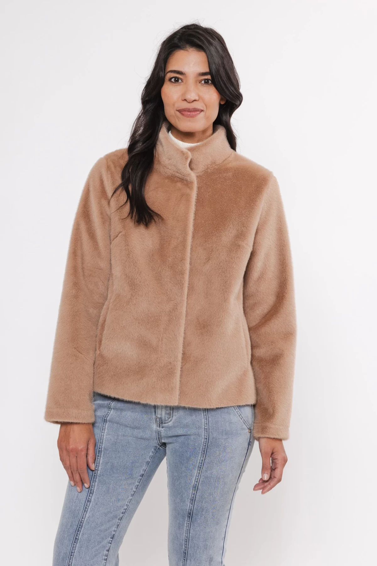 Short eco-fur jacket with a soft suede lining.Three colors - camel , off white and black