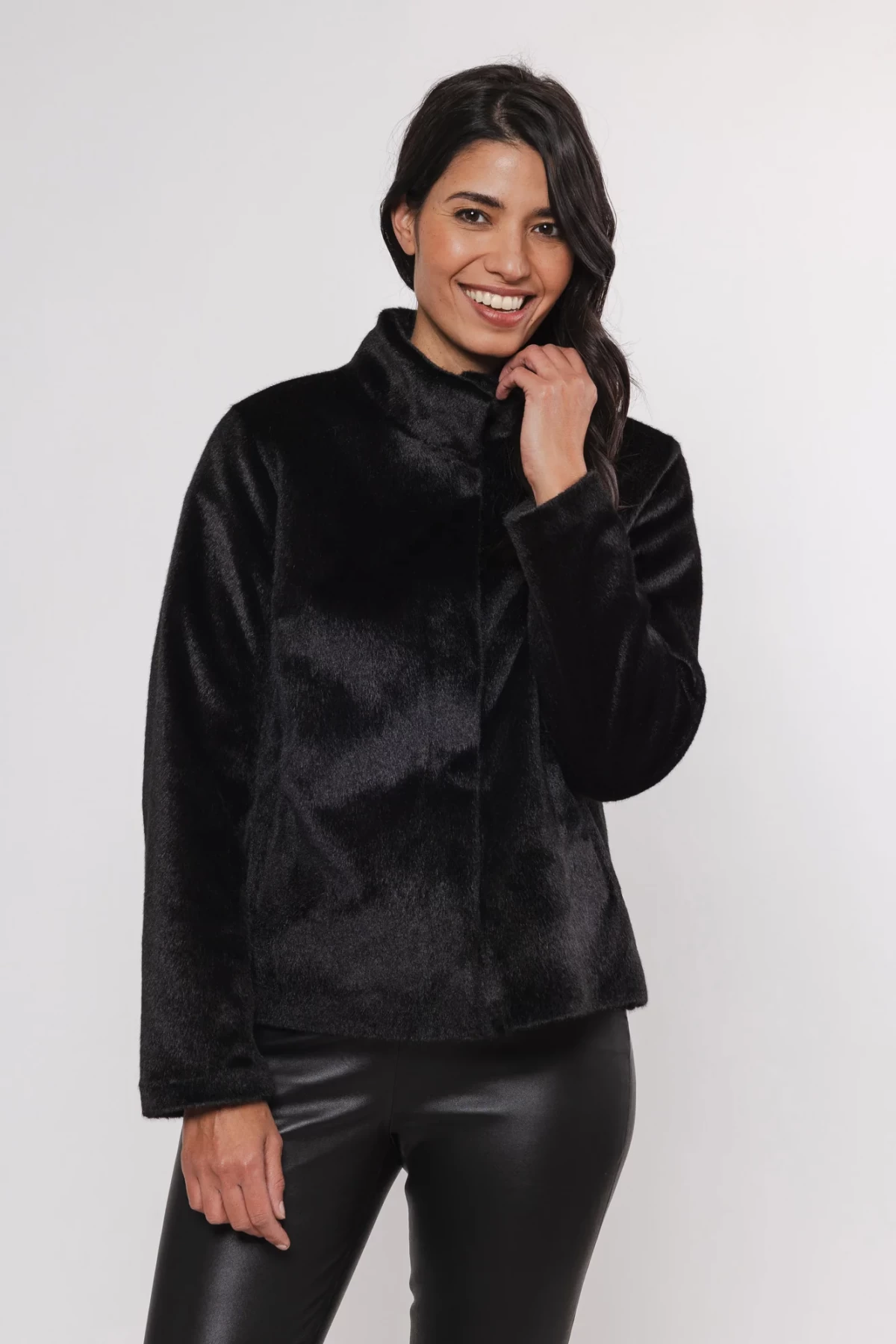 Short eco-fur jacket with a soft suede lining.Three colors - camel , off white and black