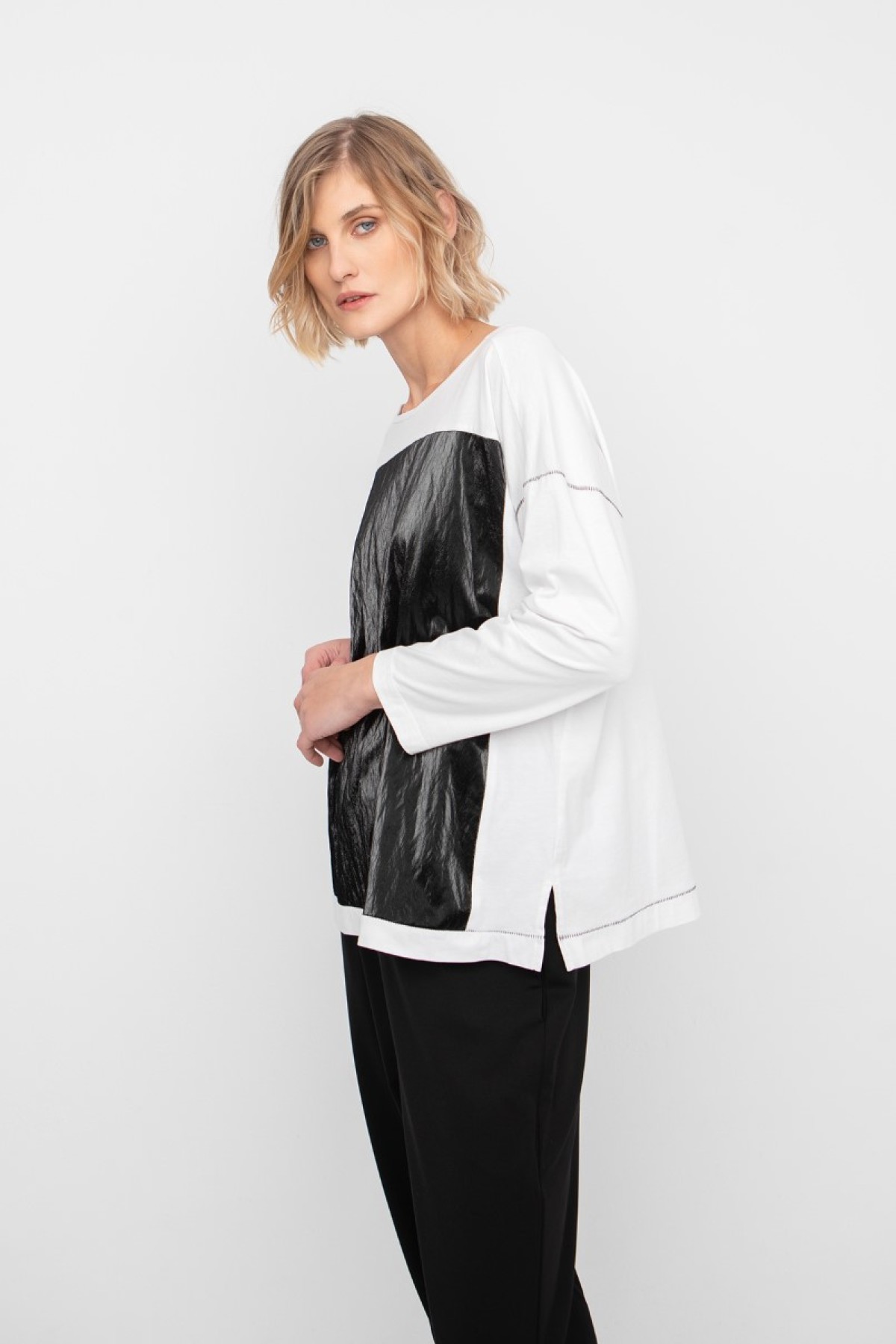 LONG SLEEVE  BLOUSE WITH ROUND NECK