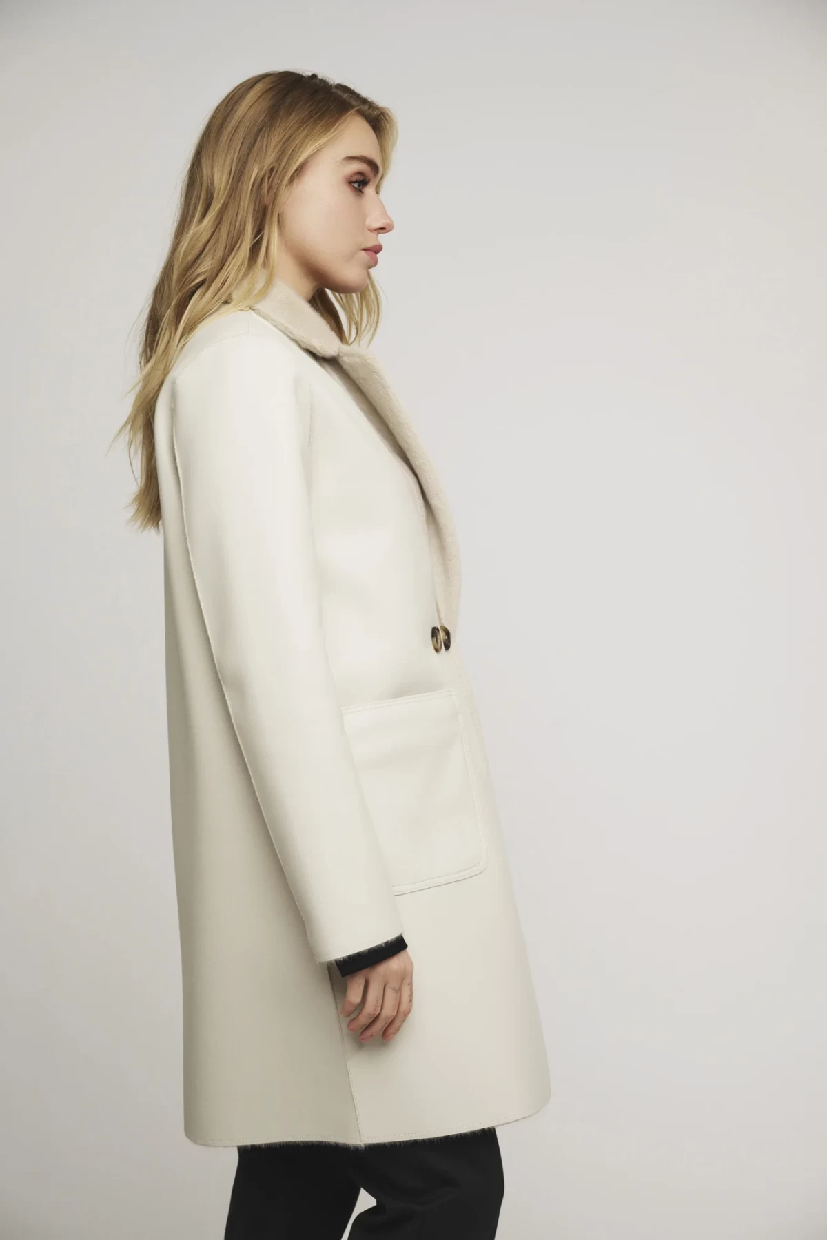 REVERSIBLE  COAT  THREE COLORS WHITE, BEIGE AND BLACK