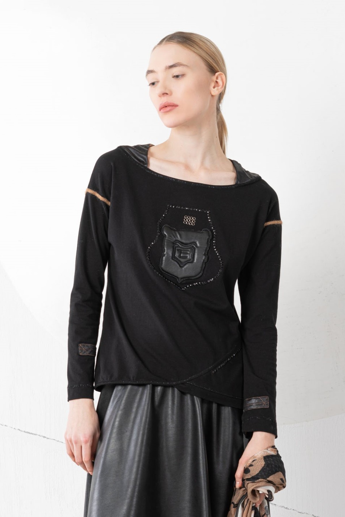 LONG SLEEVE  BLOUSE - BLACK