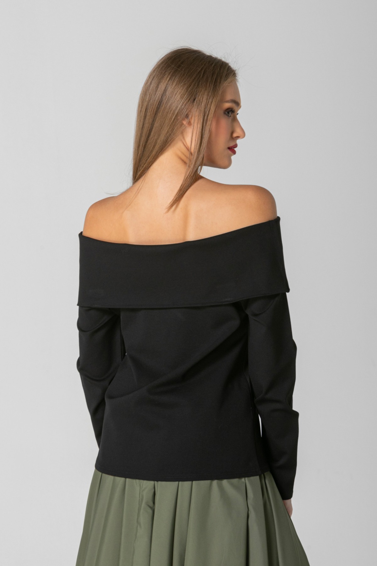 OFF SHOULDER TOP - TWO COLORS WHITE AND BLACK