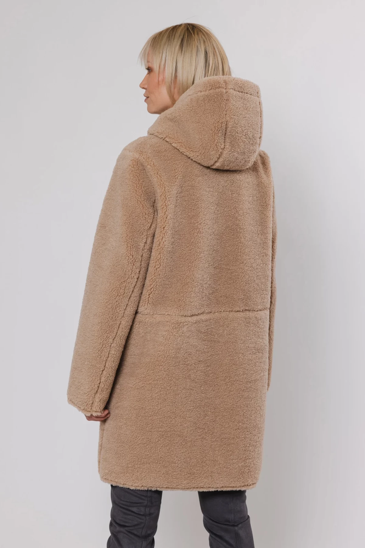 REVERSIBLE  FUR-COAT WITH HOOD THREE COLORS  BEIGE , WHITE AND GRAY