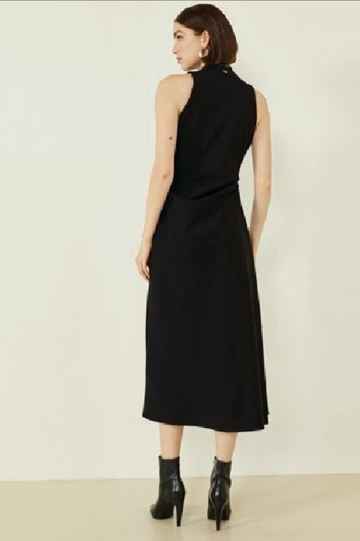 LONG PENCIL DRESS - BLACK