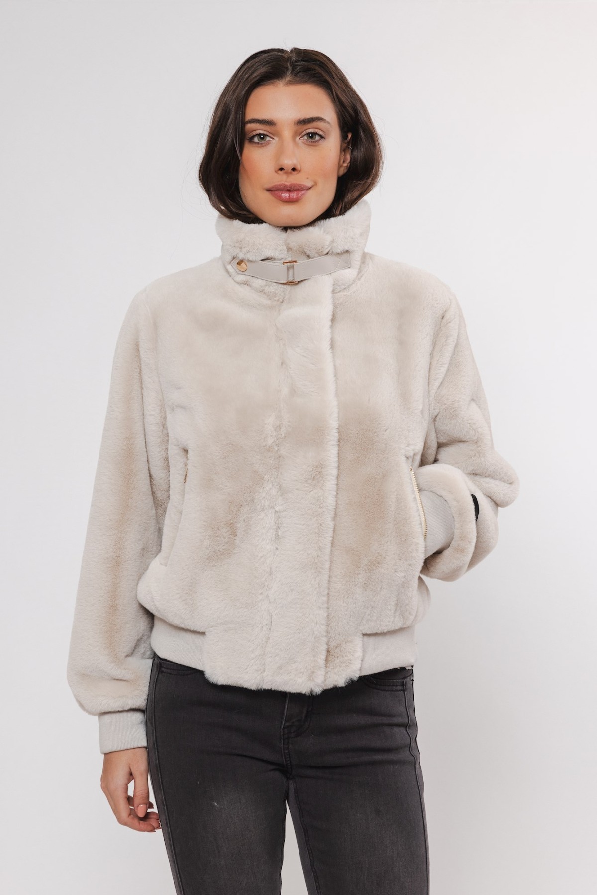 SHORT ECO FUR  JACKET - TWO COLORS - ECRU AND GREY