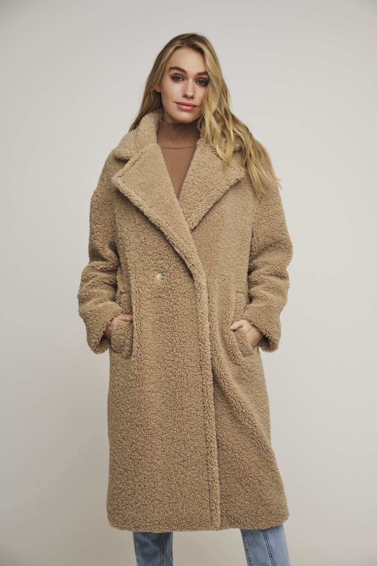 ECO FUR COAT - COZY AND COMFORTABLE - THREE COLORS - ECRU, DARK GREY AND CAMEL