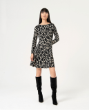 LONG SLEEVE  ELASTIC SHORT DRESS