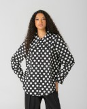 SHIRT WITH APPLE PRINT